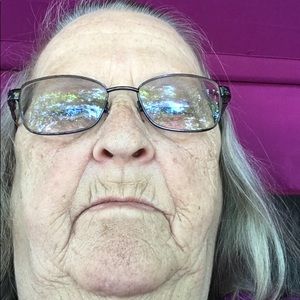 Meet your Posher, Sharon